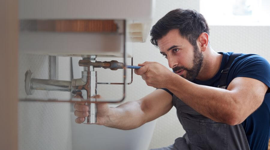 Water heater thermostat replacement in New Richmond, IN